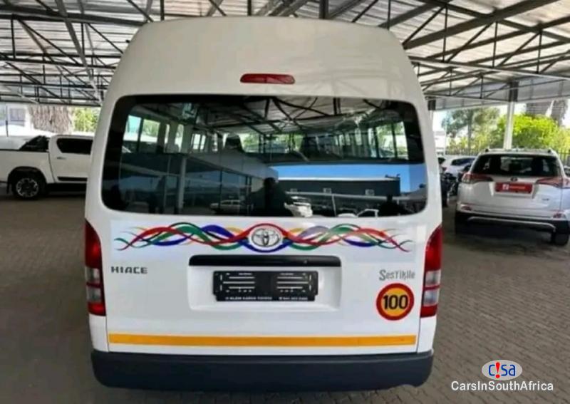 Toyota Quantum 2.5 Sesifikile 16 Seats ( +27 685845776 Manual 2018 in South Africa