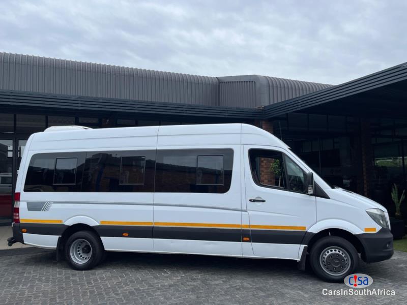 Mercedes Benz Sprinter 515 CDI 22-Seater Manual 2017 - image 2