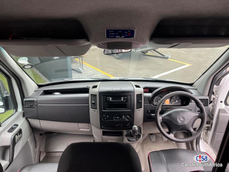 Mercedes Benz Sprinter 515 CDI 22-Seater Manual 2017 - image 4