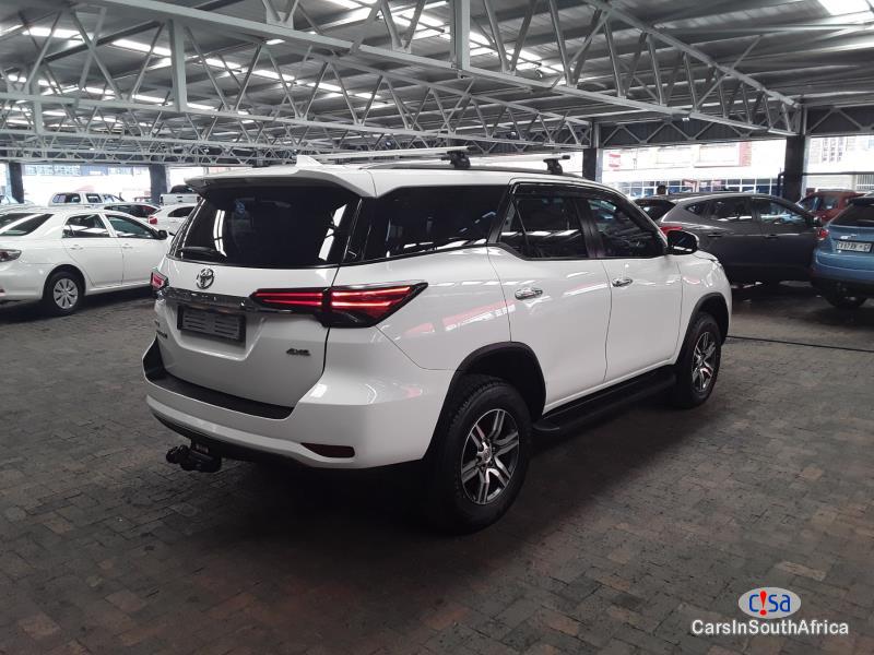 Toyota Fortuner 2.8GD6 Automatic 2016 - image 3