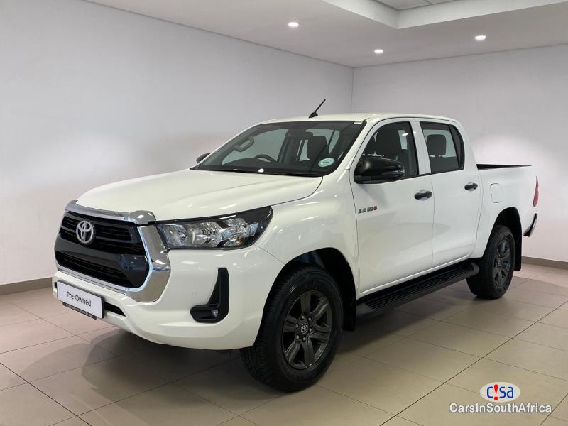 Pictures of Toyota Hilux 2.4gd6 Manual 2021