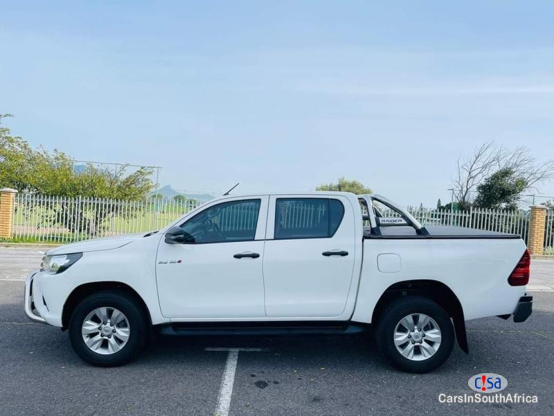 Toyota Hilux 2.4 GD-6 Automatic 2017 - image 3
