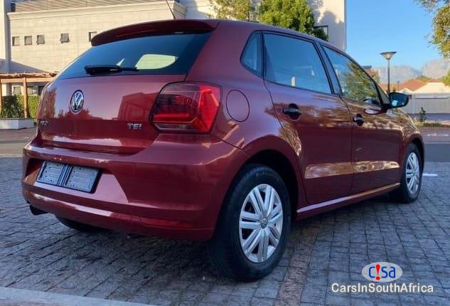 Volkswagen Polo 1.2 Tsi Manual 2017 - image 2