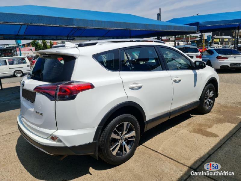 Toyota RAV-4 2.0 GX Automatic 2018 - image 2