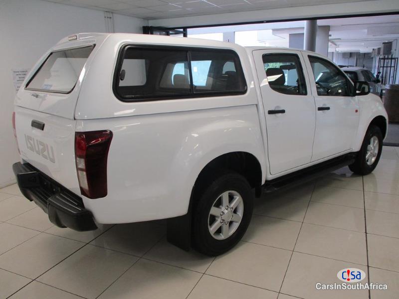 Isuzu KB250 2.5 Manual 2017 - image 2