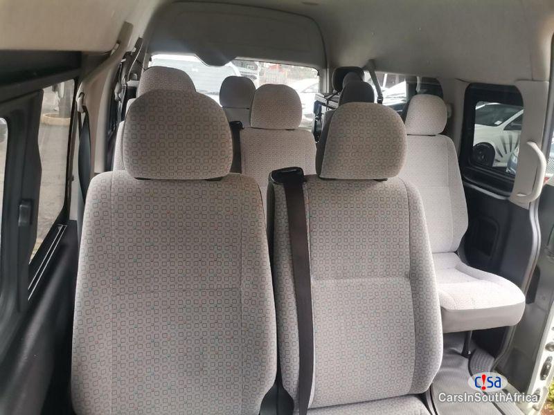 Toyota Quantum 2.5L D4D GL 0813350925 Manual 2020 in Limpopo - image