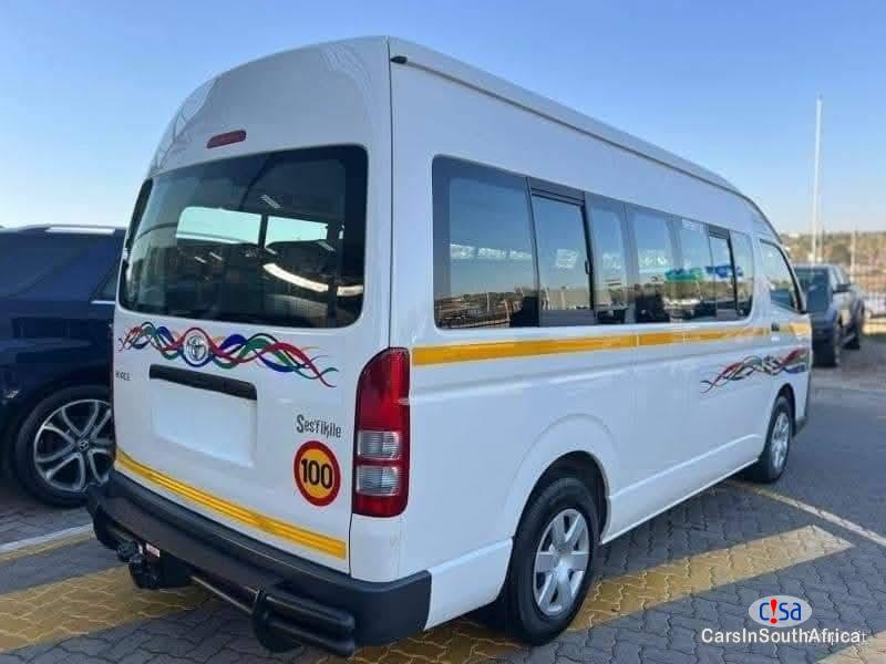 Toyota Quantum 2.5L D4D SESIFIKILE 0813350925 Manual 2020