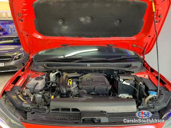 Volkswagen Polo 1.0 TSI Comfortline R-Line Automatic 2019