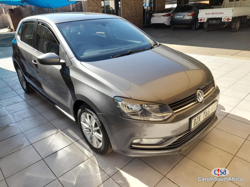 Pictures of Volkswagen Polo Hatch 1.2 TSI Manual 2015