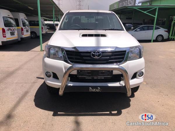 Toyota Hilux Manual 2015 in South Africa