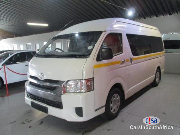 Toyota Quantum Manual 2015 - image 2