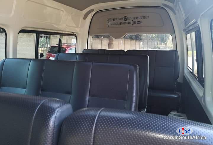 Toyota Quantum BANK REPO: 2.5D4D SES&acute;FIKILE 16 SEATER 0672826521 Manual 2019 in South Africa