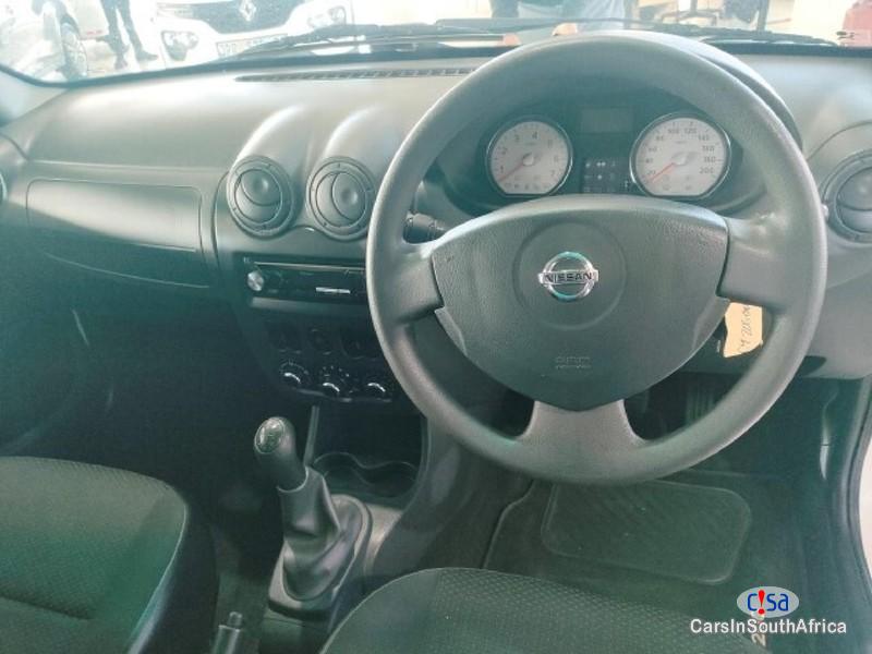 Nissan NP200 1.6 A/C Safety Park Manual 2019 - image 5