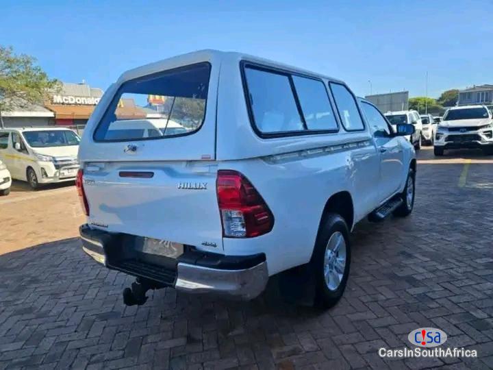 Toyota Hilux 2.4 /// Whatsapp Or Call > 0683466875 Manual 2017