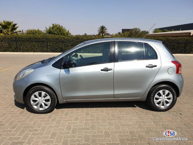 Toyota Yaris 1.4 Manual 2014 - image 4