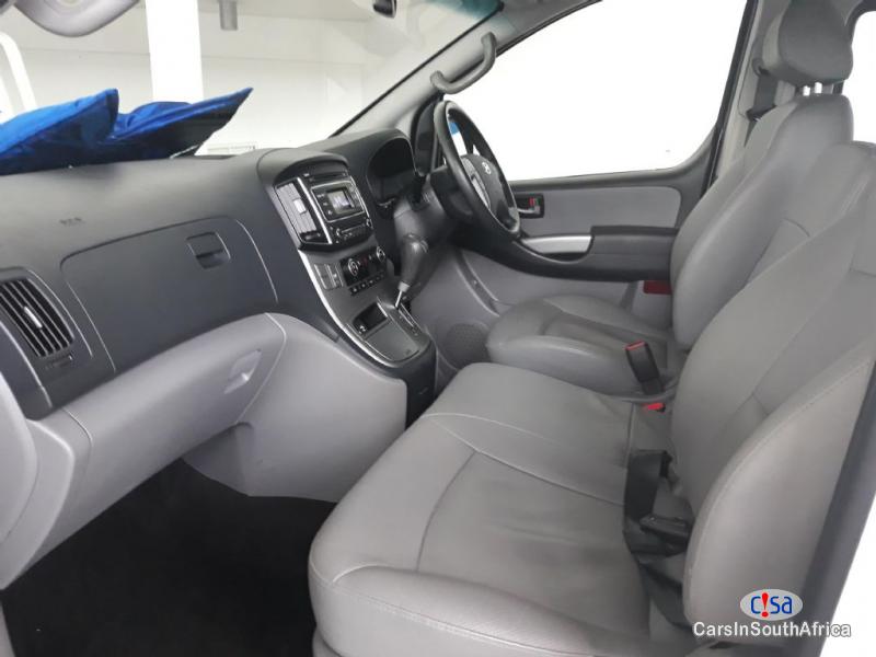 Hyundai H-1 2.7 Manual 2016 - image 10