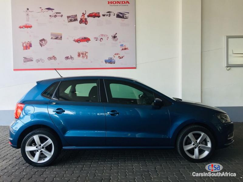 Volkswagen Polo Manual 2016 - image 7