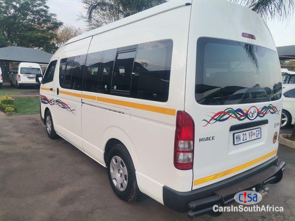 Toyota Quantum 2.5 D-4D Sesfikile 16-Seat Manual 2020