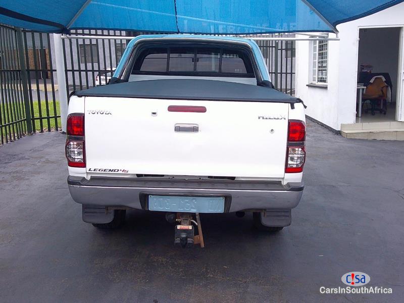 Toyota Hilux Legend 45 D4D Manual 2015 in South Africa