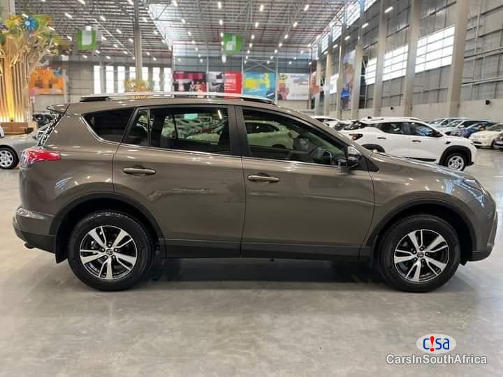 Toyota RAV-4 2.0 GX Automatic 2020 - image 4