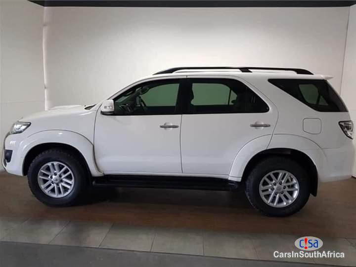 Toyota Fortuner 3.0 D4D Manual 2015 - image 3