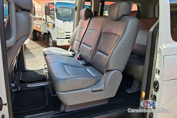 Hyundai H-1 2.5 CRDi VTG Wagon Automatic 2015 - image 2