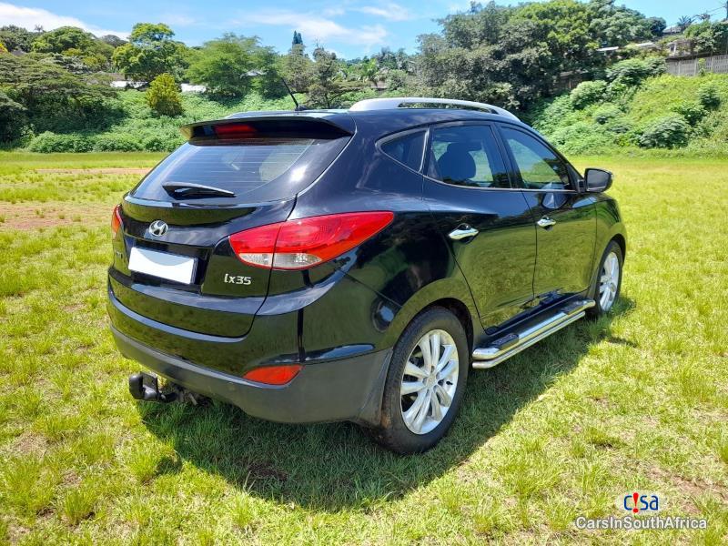 Hyundai ix35 2.0 Executive Automatic 2012 - image 2