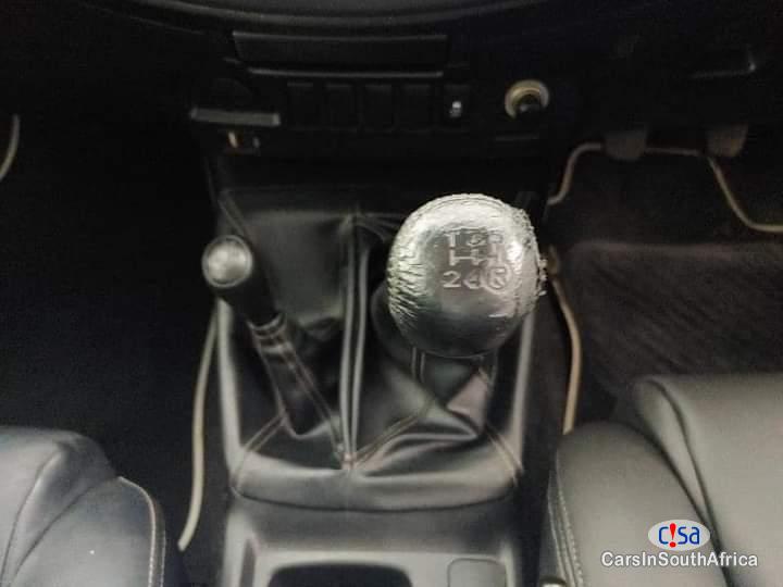 Toyota Hilux 3.0D-4D Manual 2015 - image 11