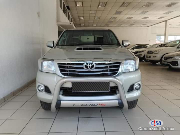 Toyota Hilux 3.0D-4D Manual 2015 - image 17
