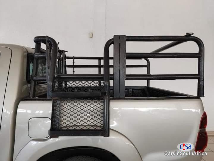 Toyota Hilux 3.0D-4D Manual 2015 - image 18
