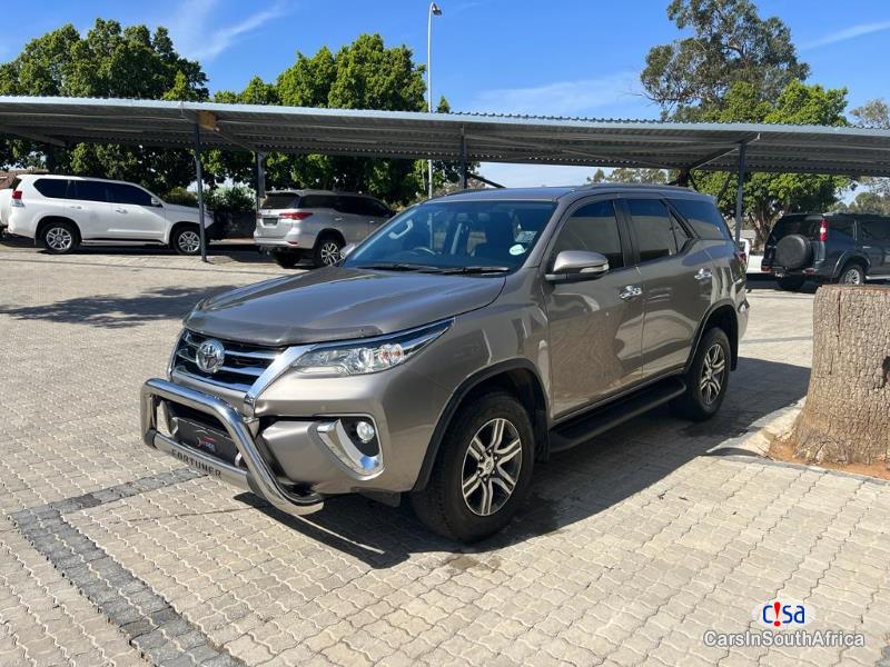 Toyota Fortuner Suv Manual 2016 - image 3