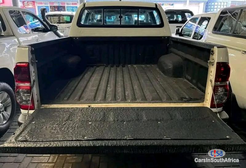 Toyota Hilux 2.7 VVTi [0817579183] Manual 2012 in South Africa