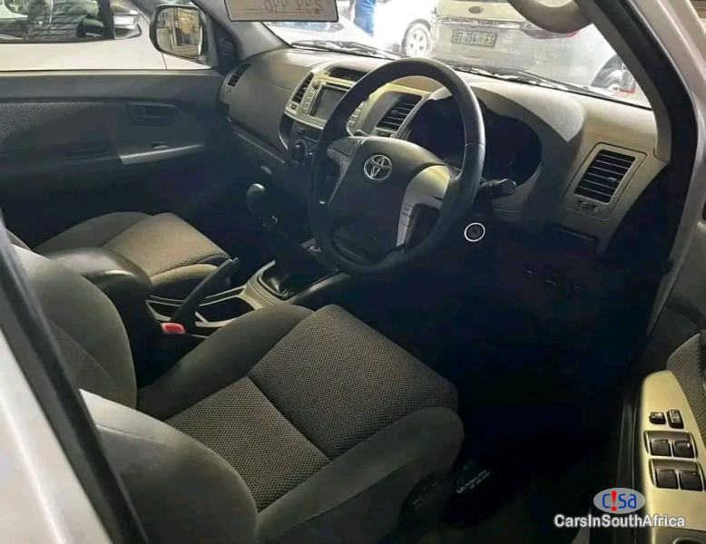 Picture of Toyota Hilux 2.7 VVTi [0817579183] Manual 2012 in South Africa