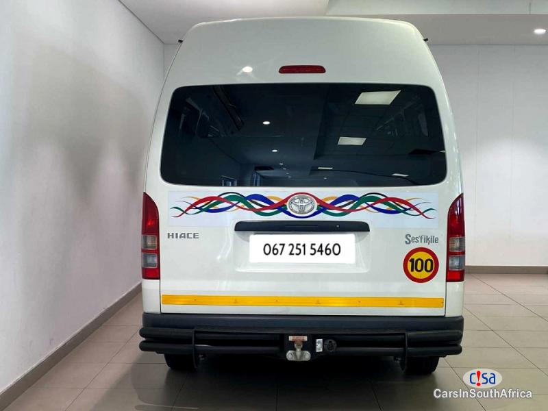Toyota Quantum 2.5 D-4D Sesfikile Manual 2022 - image 5