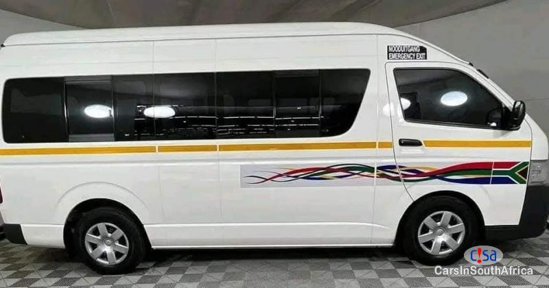 Toyota HiAce 2.5 D4d Sesfikile (0726318146) Manual 2023 - image 6