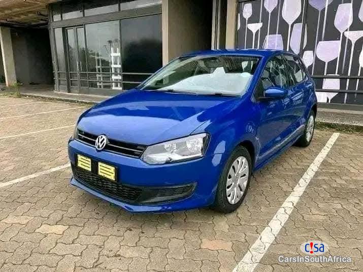 Volkswagen Polo Manual 2017 - image 3