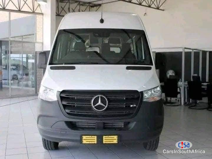 Pictures of Mercedes Benz Manual 2022