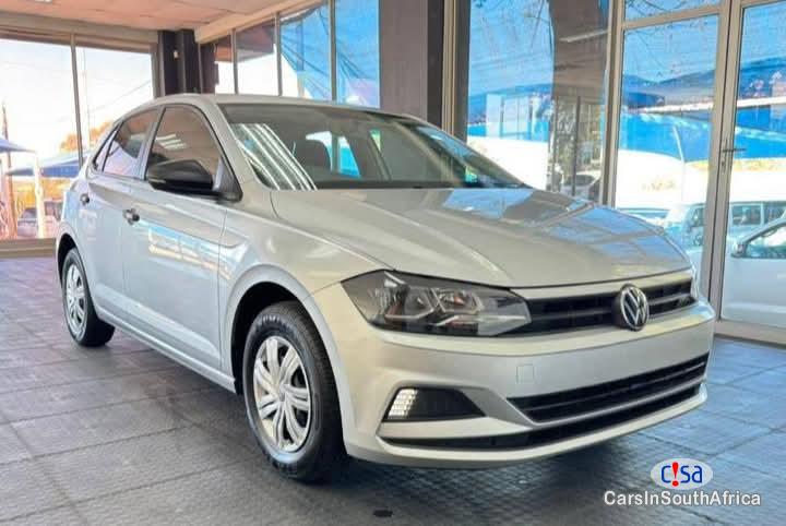 Volkswagen Polo Manual 2021 - image 3