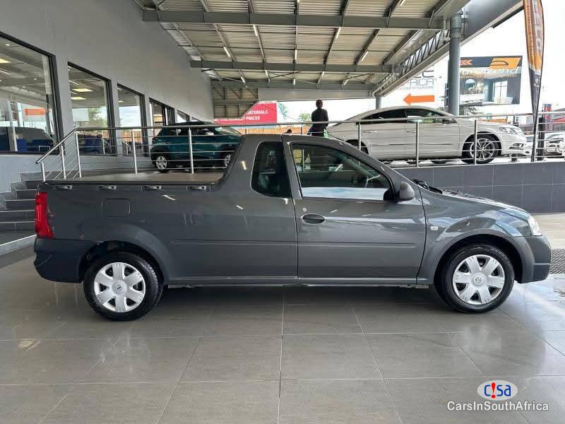 Nissan NP200 1.6i ( Aircon) Safety Manual 2018 - image 5