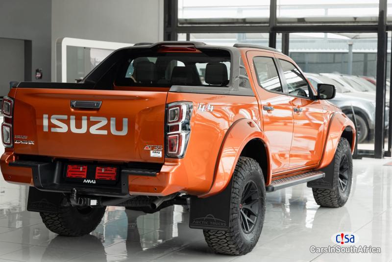 Isuzu D-Max AT35 Automatic 2023 in Western Cape