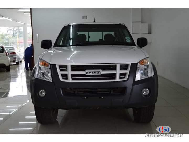 Isuzu KB240 240 Manual 2010 - image 4