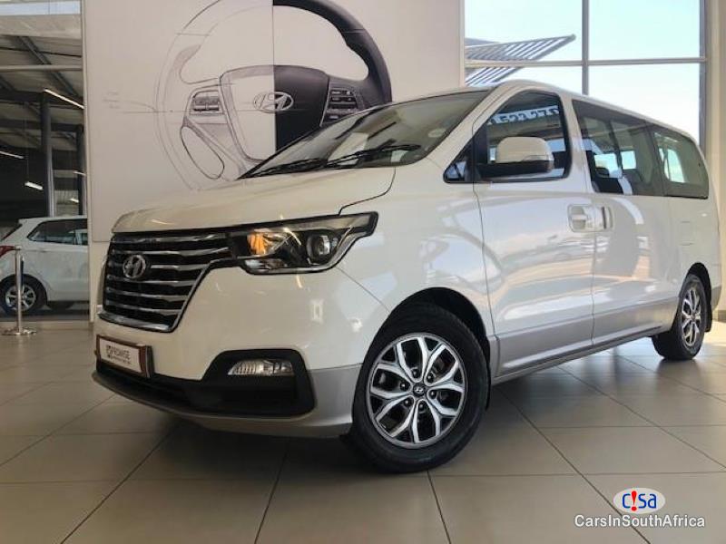 Hyundai H-1 2.5 Automatic 1990 - image 3