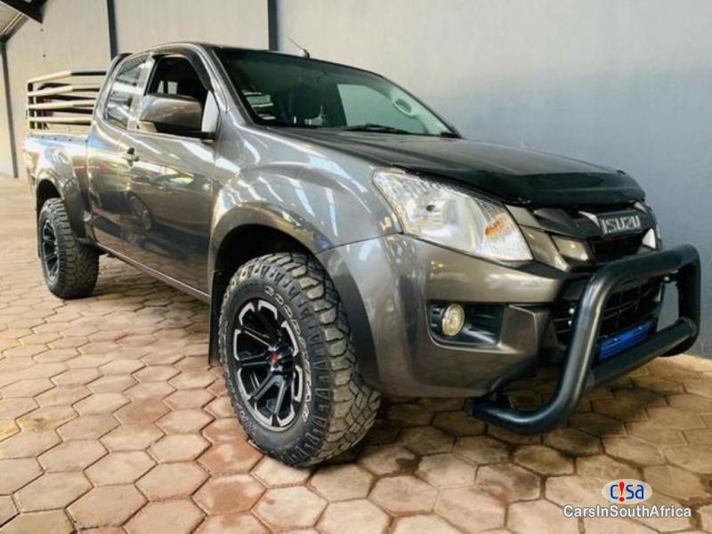 Isuzu KB250 3.0 Manual 2014 - image 2