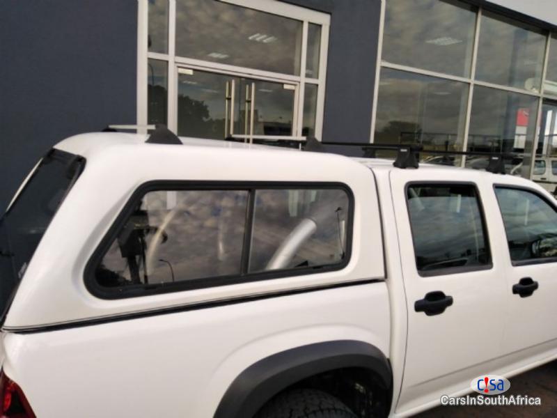 Isuzu KB240 2.8 Manual 2013 in South Africa