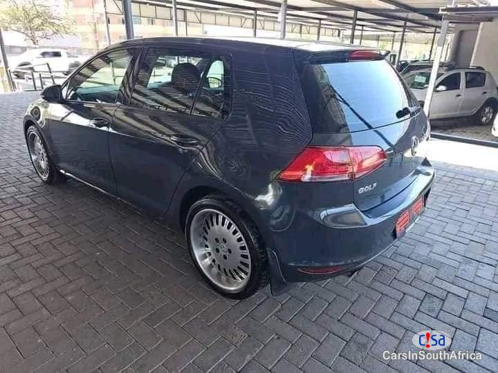 Volkswagen Golf 1.4 Manual 2015 - image 2