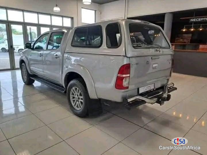 Toyota Hilux 3.0D Manual 2015 - image 4