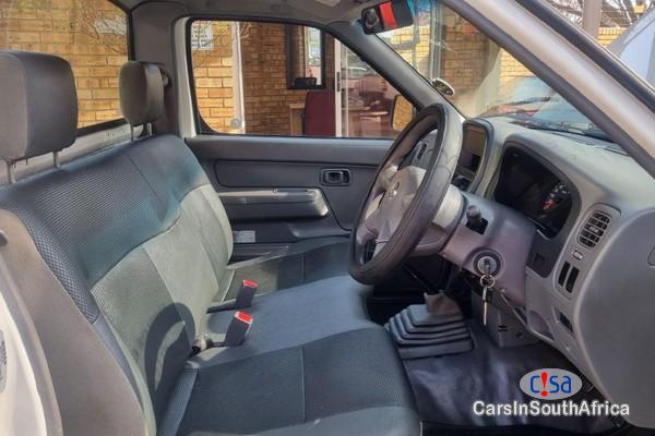 Nissan NP300 2.0i LWB Single-Cab Manual 2017 in South Africa