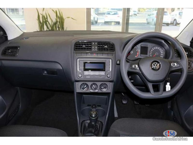 Volkswagen Polo Vivo Hatch1.4 Comfortline Manual 2018 - image 9