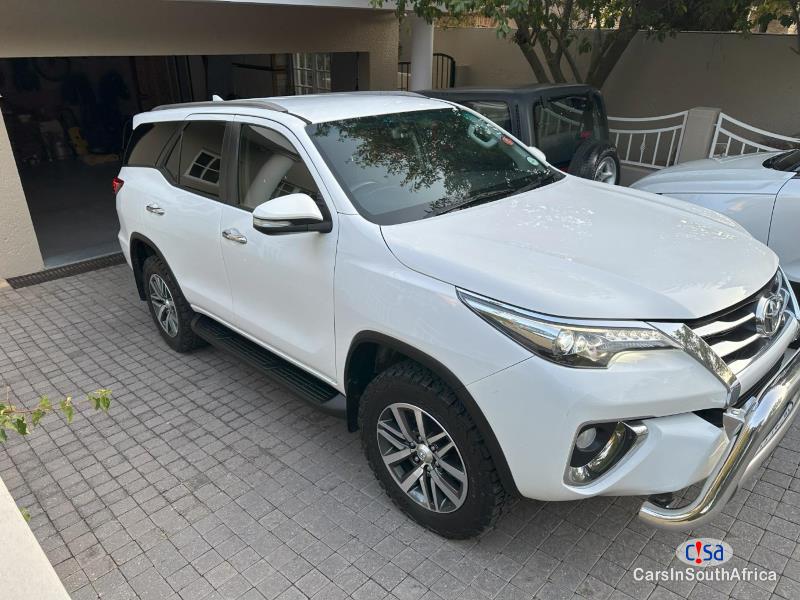 Toyota Fortuner 2.8 Automatic 2021 - image 3