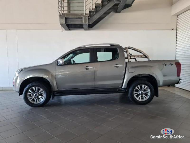 Isuzu Trooper 3.0 Automatic 2022 in South Africa